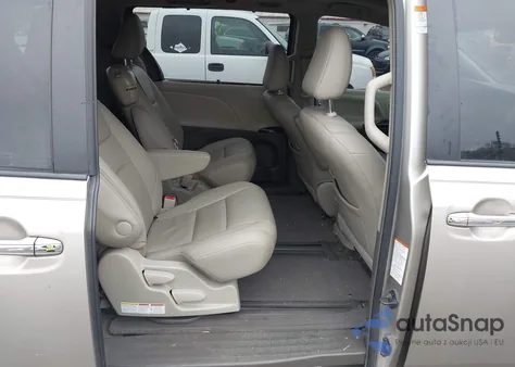 2015 Toyota Sienna Xle 8 Passenger from USA, damaged, VIN 5TDYK3DCXFS649698